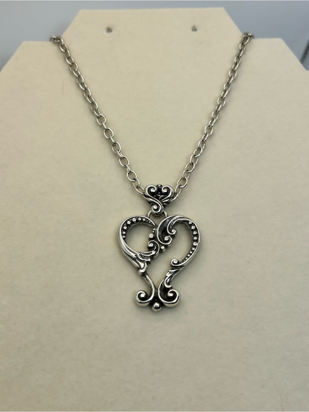 Brighton Open Heart Pendant Necklace Silver Plated Single Oval Link Chain 20" - Picture 2 of 10